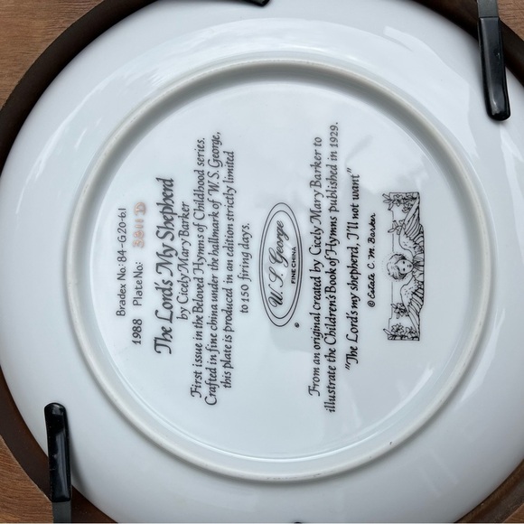 Vintage Plates & Frames. Love Divine, Story, Lord’s My Shepherd, Away in Manger - Picture 10 of 10